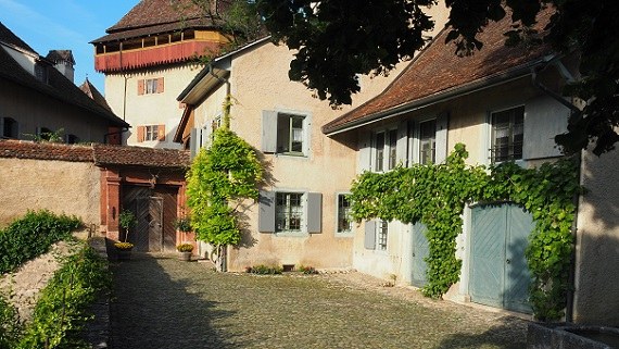 Schlossvorplatz bild