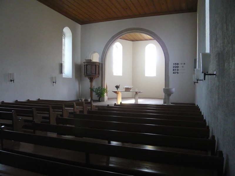 mit-bud_2011-06-08_kirche-arisdorf_1.jpg