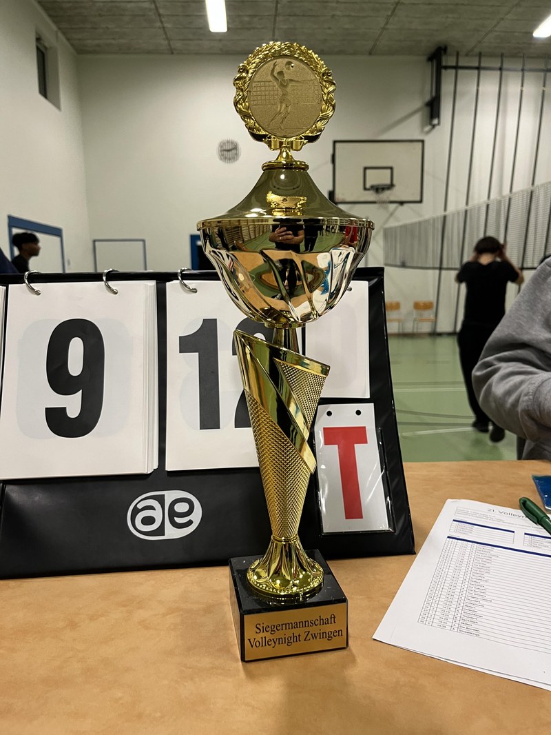 2024 Volleynight1.jpeg
