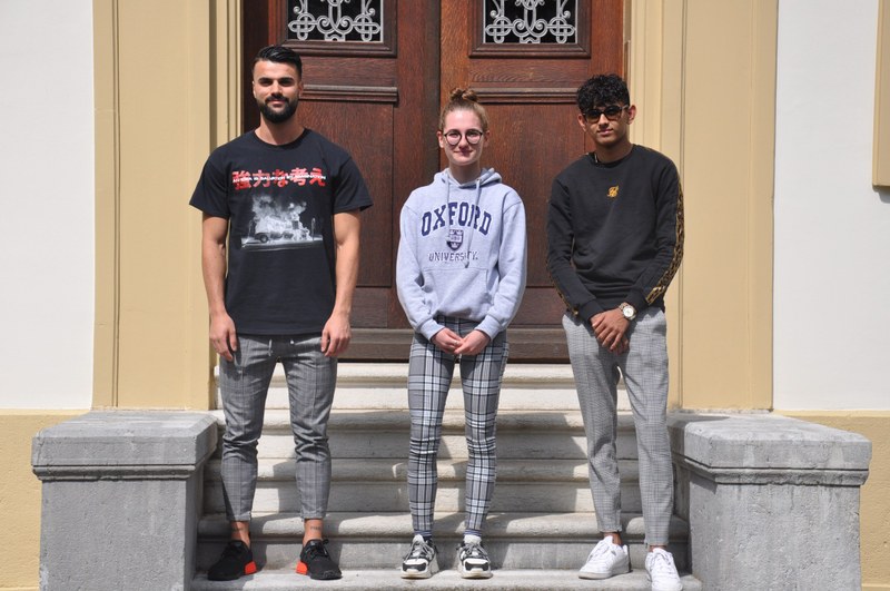 FKD-Büroassistent-Abschluss 2020 von links nach rechts: Davide Restieri, Büroassistent EBA, Svenja Ferrari, Büroassistentin EBA, Sahil Multani, Büroassistent EBA