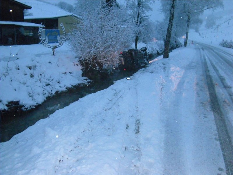 090_3.jpg