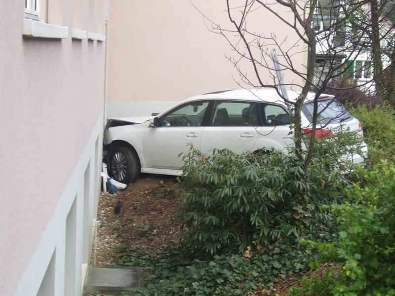 240_3.jpg