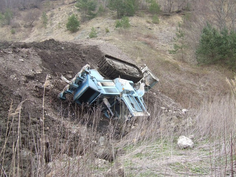 253_2.jpg