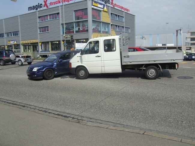 376_1.jpg