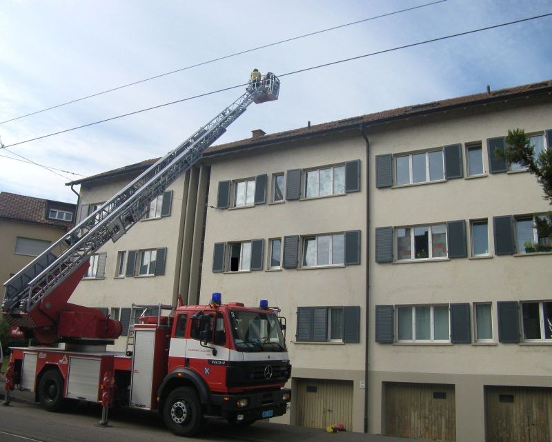 518_02.jpg