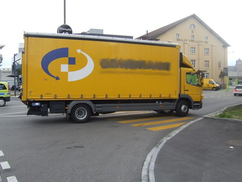 570_2_02.jpg