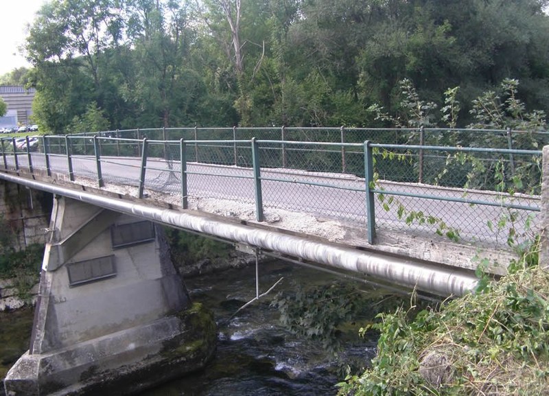572_2_02.jpg