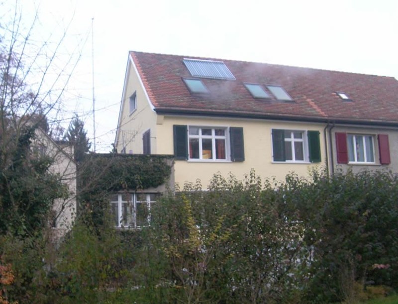 810_1_03.jpg