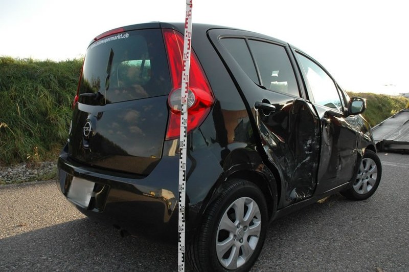 838_1_01.jpg