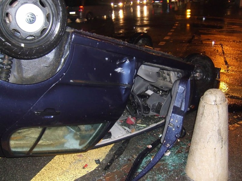 859_2.jpg