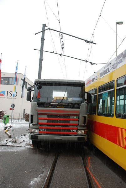 872_3.jpg