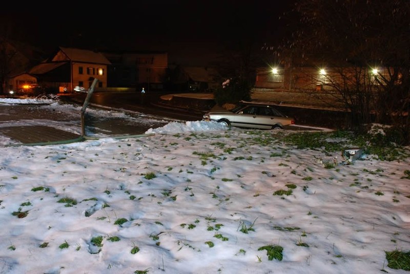 906_1.jpg