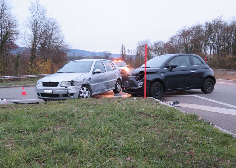 2016_11_16_Münchenstein_VU_Pw-Pw