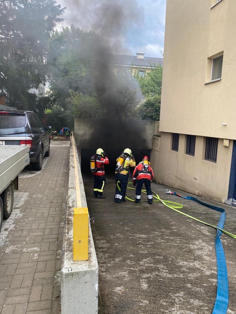 2020_08_12_Allschwil_Brand_Einstellhalle_2