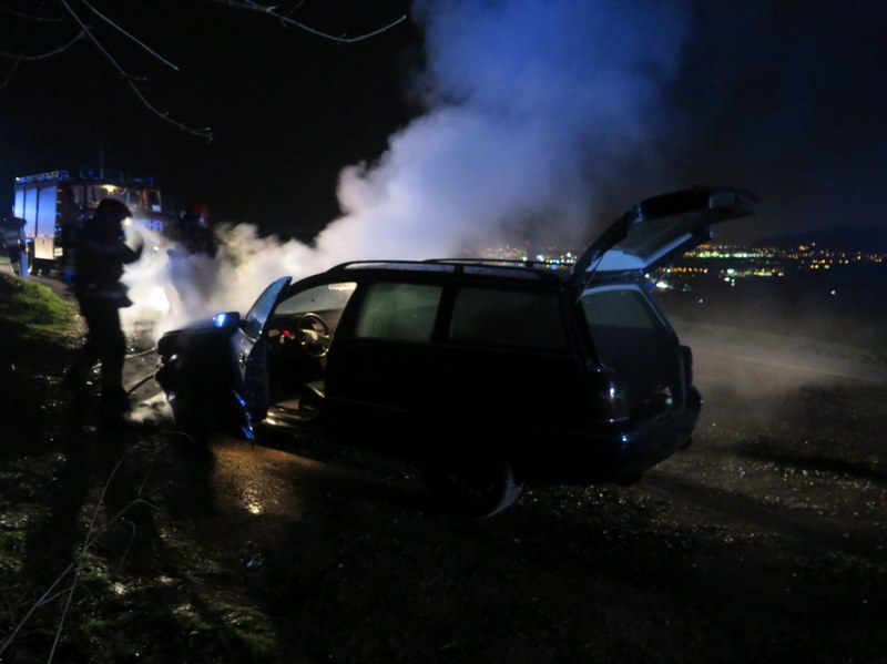 2017_03_30_Füllinsdorf_Fahrzeugbrand_PW_2