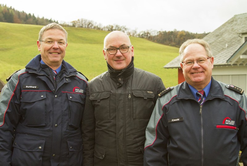 2016_11_11_Läufelfingen_Hundeprüfung_Burkhard, Reber und Knecht