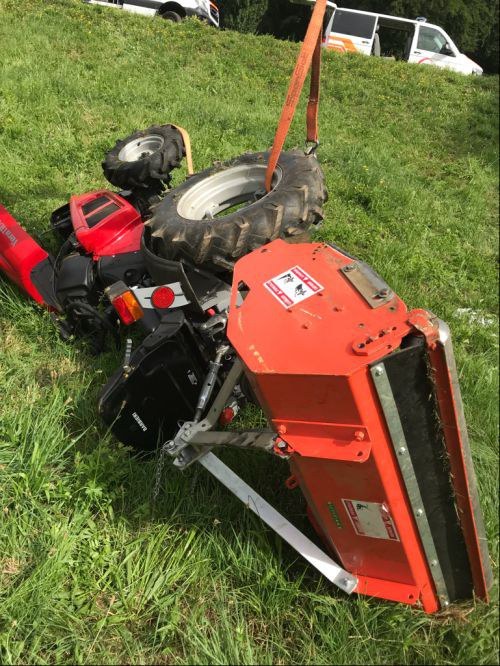 2018_07_14_Muttenz_VU_Traktor_Selbstunfall_1