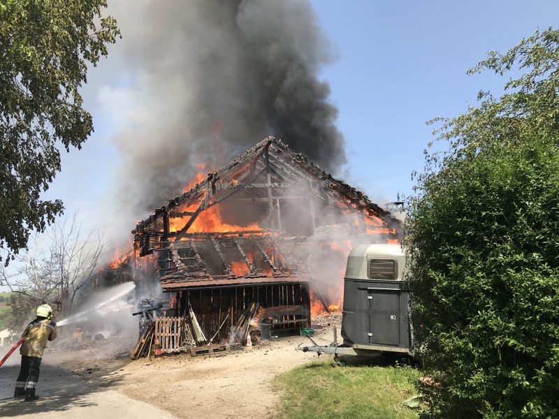 2019_06_04_Oltingen_Vollbrand_Scheune_Bauernhaus_3