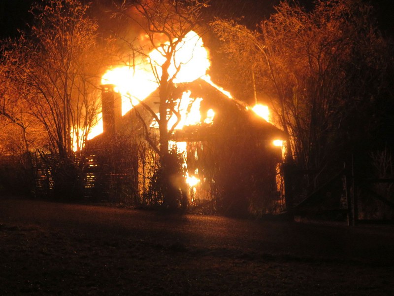 2017_03_06_Seltisberg_Brand_Wochenendhäuschen_1