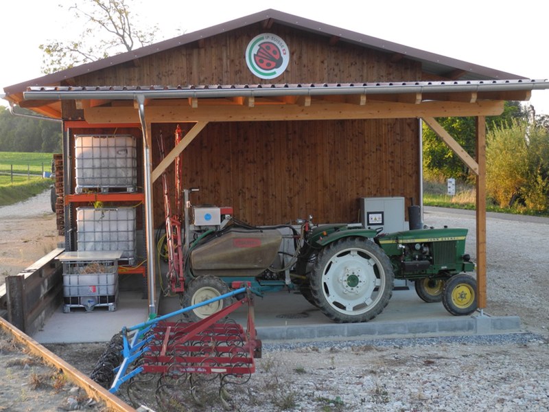 Füll- und Waschplätze