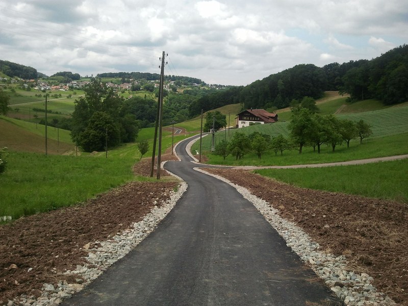 Wegebau Bild links