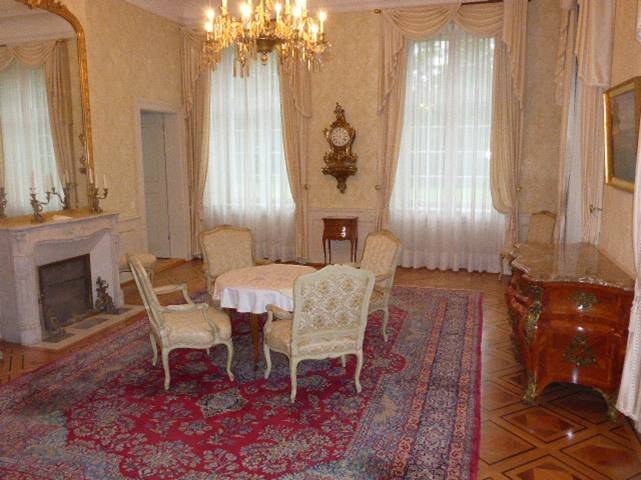 Gelber Salon