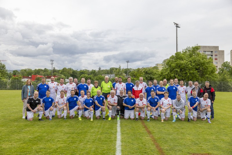 Spiel zur Saisoneröffnung am 3. Mai 2024: FC Landrat Basel-Landschaft gegen FC Roche Direktion