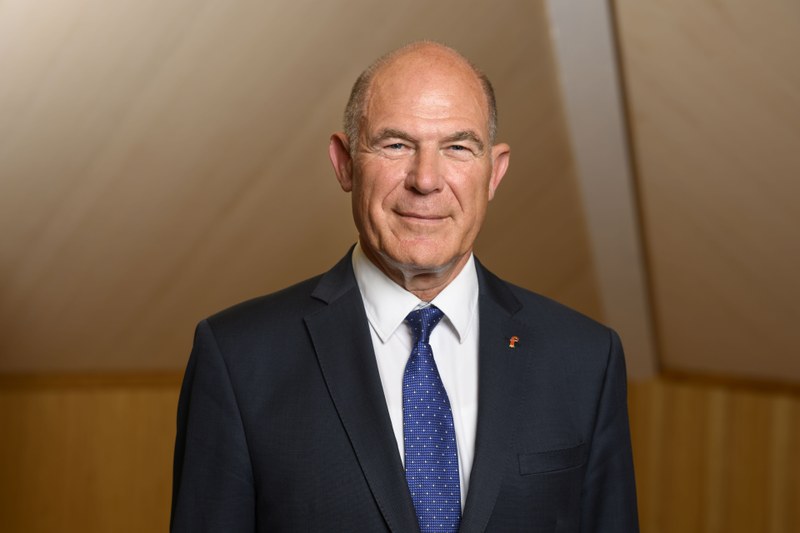 Dr. Anton Lauber