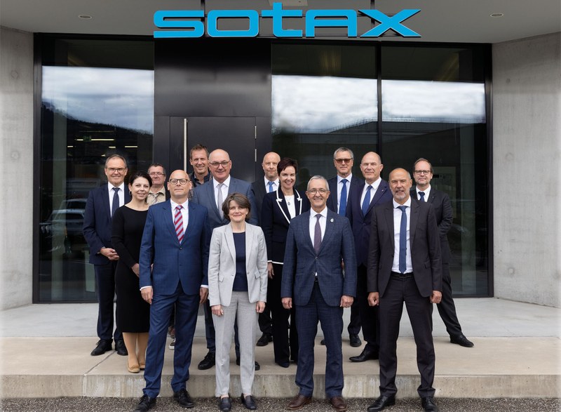 Bild Regierungsrat besucht die Sotax Gruppe